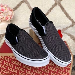 VANS CLASSIC SLIP-ON SUITING BLACK/TRUE WHITE wmns